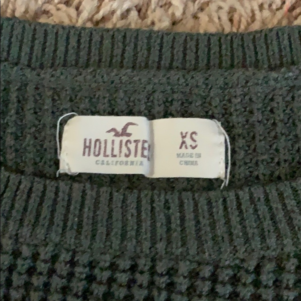 Hollister sweater